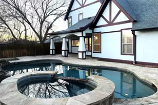 2710 Cartwright St, Irving, TX 75062 - Photo 18