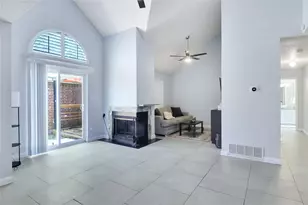 7544 Arbor Hill Dr, Fort Worth, TX 76120 - Photo 8
