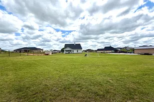 140 Spring Creek Cir, Paradise, TX 76073 - Photo 32