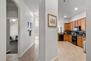 201 Rawhide St, Waxahachie, TX 75165 - Photo 8