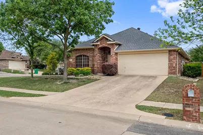 201 Rawhide Street, Waxahachie, TX 75165 - Photo 2