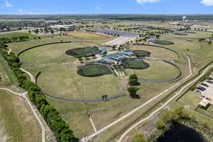 201 Rawhide St, Waxahachie, TX 75165 - Photo 40