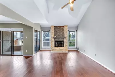 26 Oakbrook Drive, Lewisville, TX 75057 - Photo 4