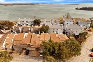 26 Oakbrook Dr, Lewisville, TX 75057 - Photo 32