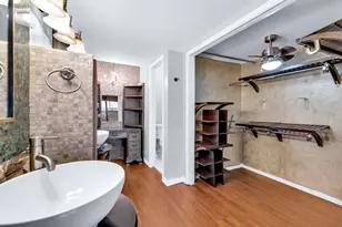 26 Oakbrook Dr, Lewisville, TX 75057 - Photo 16