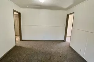 1813 S 19th St, Waco, TX 76706 - Photo 4