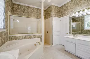 312 Oak Ridge Dr, Burleson, TX 76028 - Photo 24