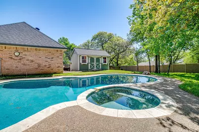 312 Oak Ridge Drive, Burleson, TX 76028 - Photo 32