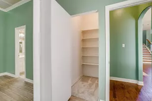 312 Oak Ridge Dr, Burleson, TX 76028 - Photo 28