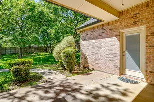 312 Oak Ridge Dr, Burleson, TX 76028 - Photo 30