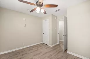 110 Omaha, Stephenville, TX 76401 - Photo 16