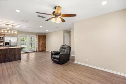 110 Omaha, Stephenville, TX 76401 - Photo 8