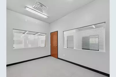 3413 Herring Avenue, Irving, TX 75061 - Photo 22