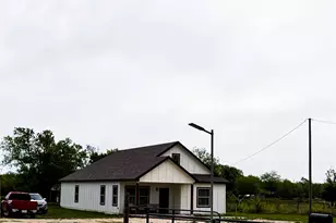 11124 Boren Rd, Wortham, TX 76693 - Photo 6