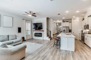 4539 English Maple Dr, Arlington, TX 76005 - Photo 2