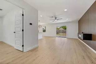 1409 Southmoor Dr, Arlington, TX 76010 - Photo 10