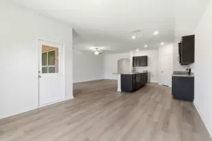 127 Bluebonnet Dr, Sanger, TX 76266 - Photo 14