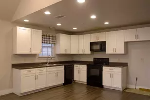 907 S Meriott St, Ennis, TX 75119 - Photo 6