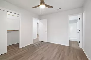 718 Skyline Dr, Duncanville, TX 75116 - Photo 10