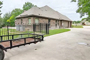 5001 Oak Mill Dr, Fort Worth, TX 76135 - Photo 32