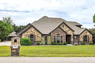 5001 Oak Mill Dr, Fort Worth, TX 76135 - Photo 2