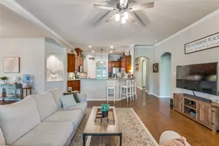 12332 Wagon Bow Dr, Burleson, TX 76028 - Photo 14