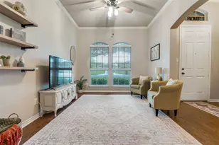 12332 Wagon Bow Dr, Burleson, TX 76028 - Photo 4