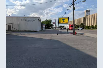 213 N Saginaw Boulevard, Saginaw, TX 76179 - Photo 6