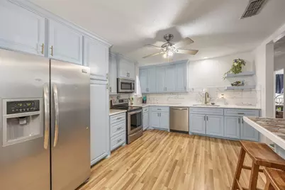 2042 Avon Drive, Denison, TX 75020 - Photo 4