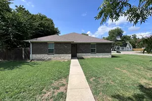 1331 Lanius St, Gainesville, TX 76240 - Photo 6