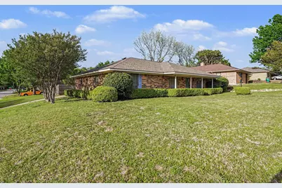 4858 Winesanker Way, Fort Worth, TX 76133 - Photo 2
