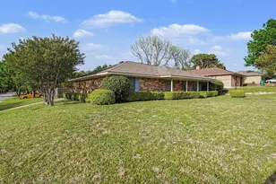 4858 Winesanker Way, Fort Worth, TX 76133 - Photo 2
