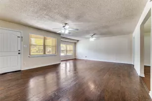 11525 Strand St, Dallas, TX 75218 - Photo 10