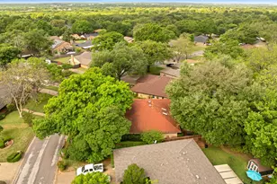 1823 Ridgebrook Dr, Arlington, TX 76015 - Photo 28