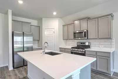 9813 Daisy Mae Lane, Aubrey, TX 76227 - Photo 8