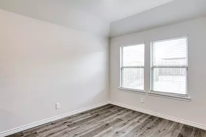 9813 Daisy Mae Lane, Aubrey, TX 76227 - Photo 8