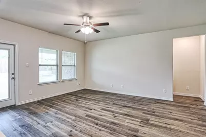 9813 Daisy Mae Lane, Aubrey, TX 76227 - Photo 14