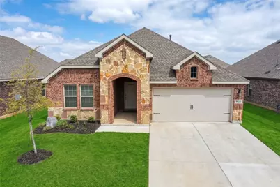 9813 Daisy Mae Lane, Aubrey, TX 76227 - Photo 2