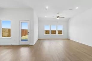 1113 Clayton St, Aubrey, TX 76227 - Photo 18