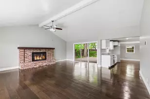 1207 N College St, McKinney, TX 75069 - Photo 6