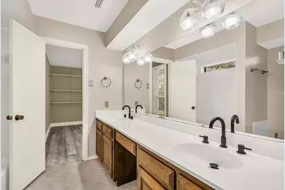 1005 Nottingham Drive, Carrollton, TX 75007 - Photo 28