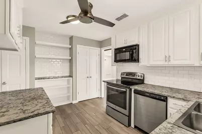 1005 Nottingham Drive, Carrollton, TX 75007 - Photo 14