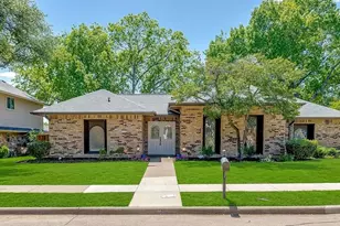 1005 Nottingham Dr, Carrollton, TX 75007 - Photo 2