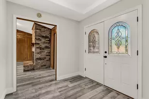 1005 Nottingham Dr, Carrollton, TX 75007 - Photo 6