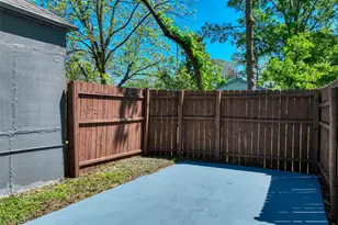 311 W McKinney St, Pilot Point, TX 76258 - Photo 28