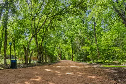 1906 Walnut Hill Drive, Rowlett, TX 75088 - Photo 38