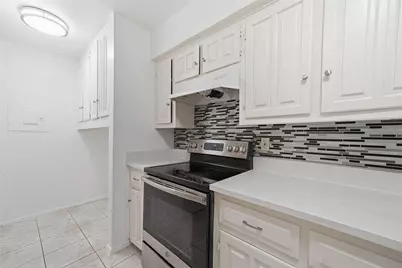 334 Valley Park Drive, Garland, TX 75043 - Photo 14