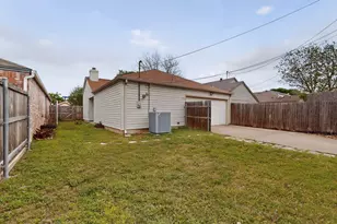 2424 Markland St, Irving, TX 75060 - Photo 28