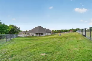 1019 Merriam Ct, Weatherford, TX 76087 - Photo 38