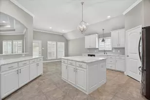 1019 Merriam Ct, Weatherford, TX 76087 - Photo 14